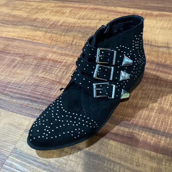 Diba Brodie Boot - Black and Silver Accents - Picture 7 of 10